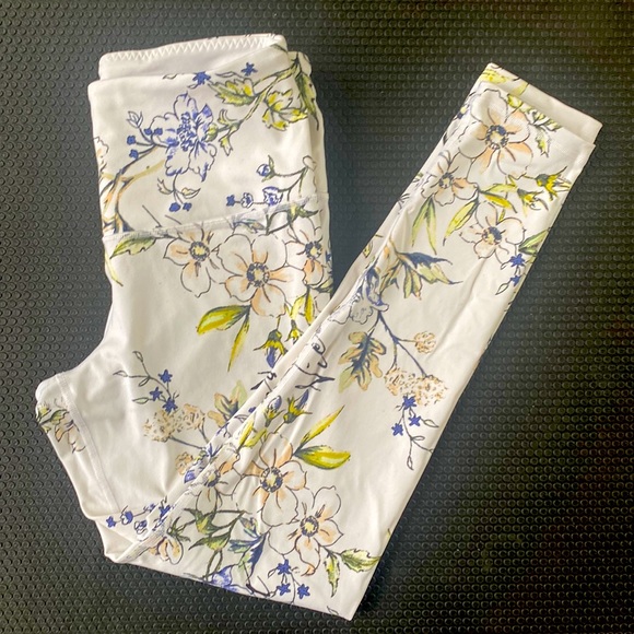 Victoria Secret Sport Leggings - Picture 1 of 5